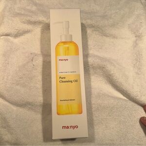 Ma:nyo Pure Cleansing Oil Voted Best Oil Cleanser